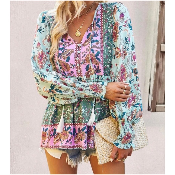 01 Boho Floral Print Cottagecore Blouse - Picture 5 of 5